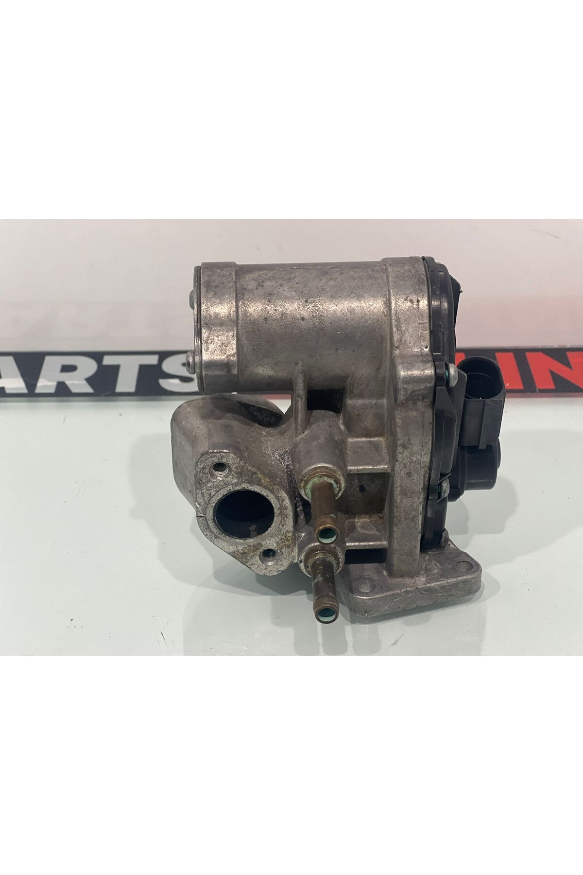 03C131503B A2C53025941 VOLKSWAGEN PASSAT GOLF EGR VALFİ Uyumlu 03C131503B A2C53025941 VOLKSWAGEN PASSAT GOLF EGR VALFİ Uyumlu