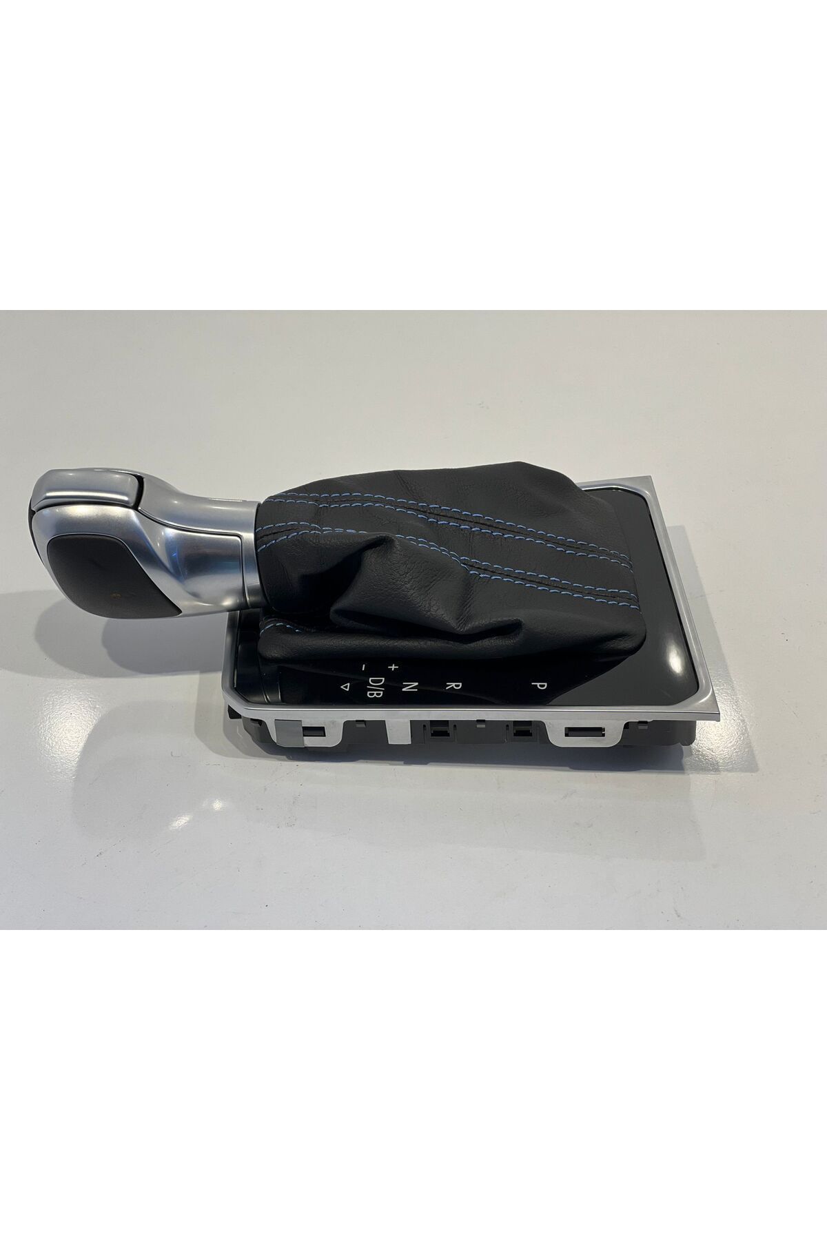 3G2713203D 3G2713203DKLL VW PASSAT B8 GOLF VİTES KÖRÜĞÜ TOPUZ 3G2713203D 3G2713203DKLL VW PASSAT B8 GOLF VİTES KÖRÜĞÜ TOPUZ