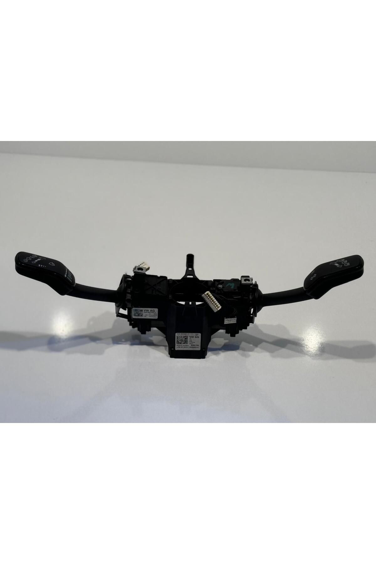 5Q0953502P - 5Q0953521T SKODA OCTAVİA SİNYAL KOLU 5Q0953502P - 5Q0953521T SKODA OCTAVİA SİNYAL KOLU