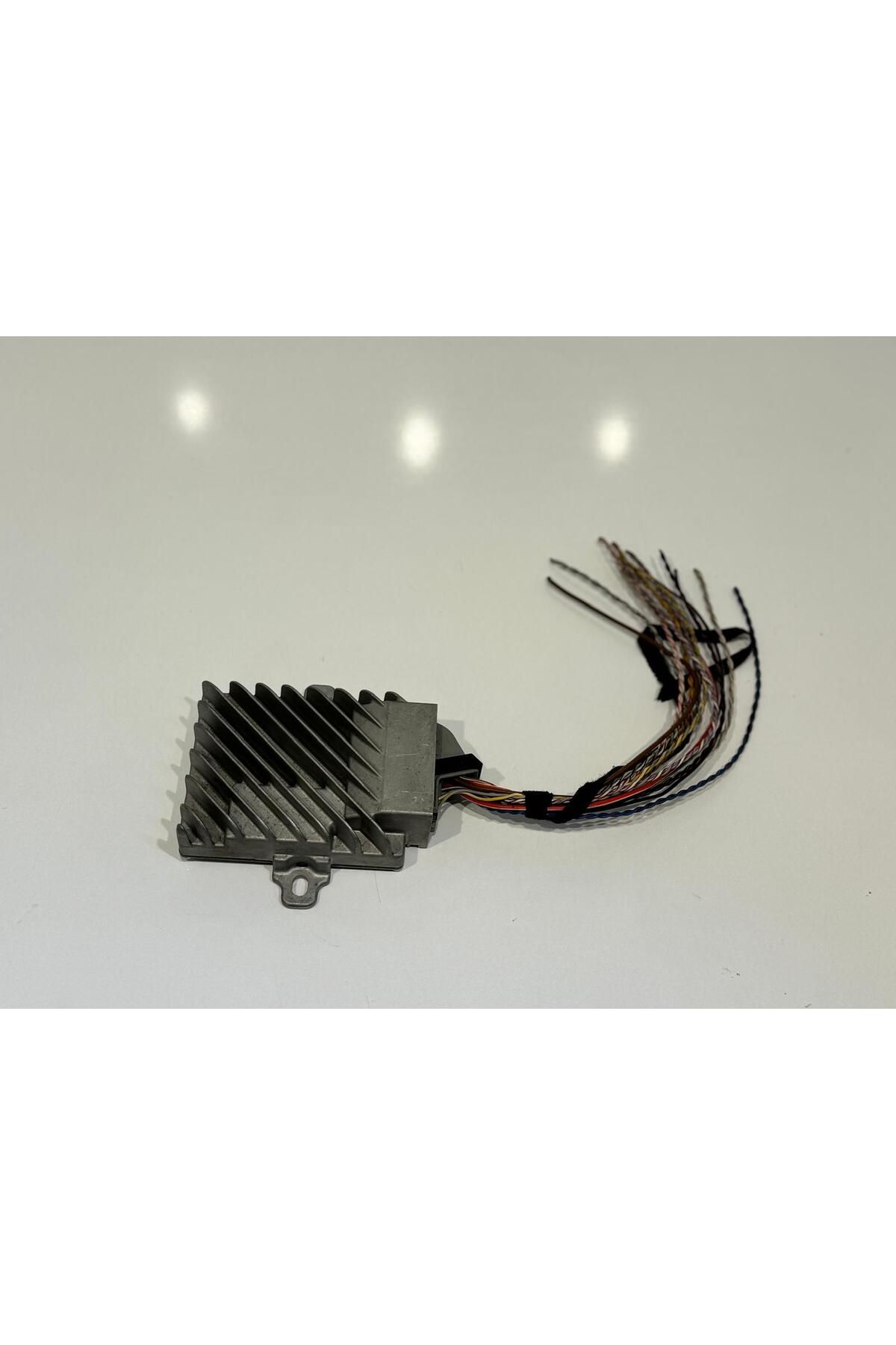 65129318799 9318799 BMW 6 SERİSİ F06 AKTİF SES TASARIM MODÜLÜ 65129318799 9318799 BMW 6 SERİSİ F06 AKTİF SES TASARIM MODÜLÜ