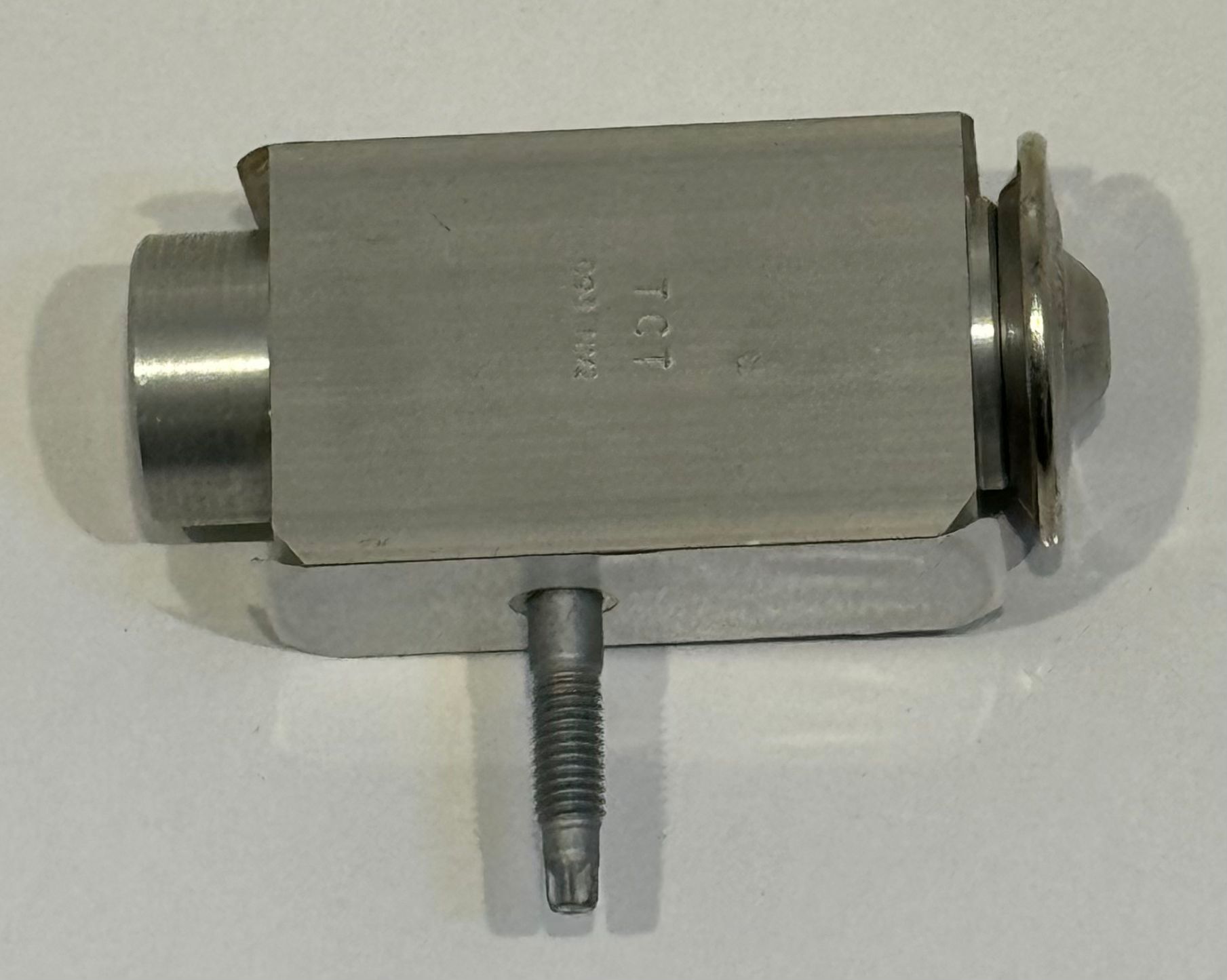 A2208300384 - 6398300384 MERCEDES W639 KLİMA GENLEŞME VALFİ A2208300384 - 6398300384 MERCEDES W639 KLİMA GENLEŞME VALFİ