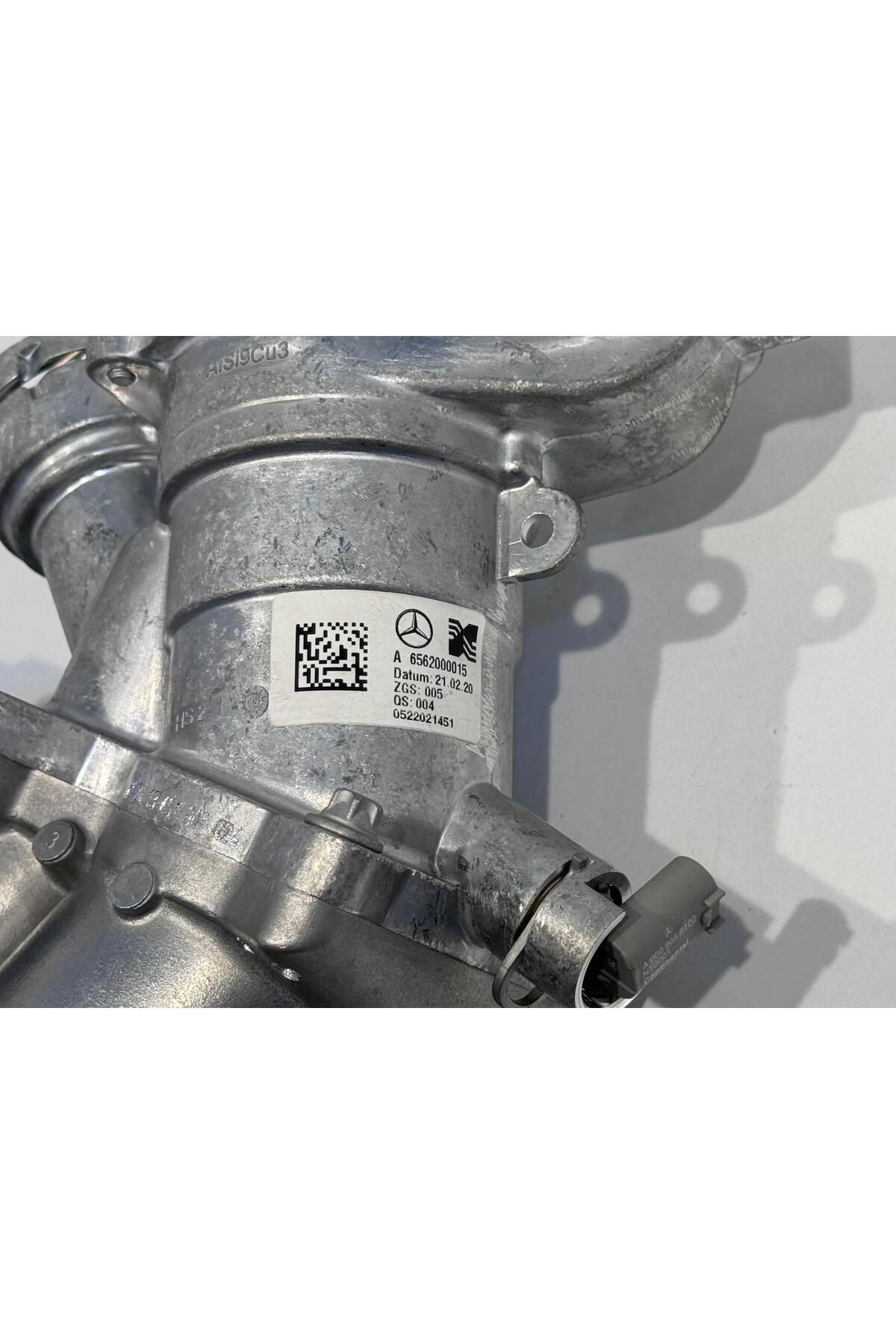 A6562000015 A6562000001 W222 MERCEDES DEVİRDAİM TERMOSTAT A6562000015 A6562000001 W222 MERCEDES DEVİRDAİM TERMOSTAT