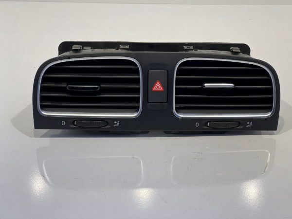 Volkswagen Golf 6 Klima Izgarası 5K0815735D Orijinal
