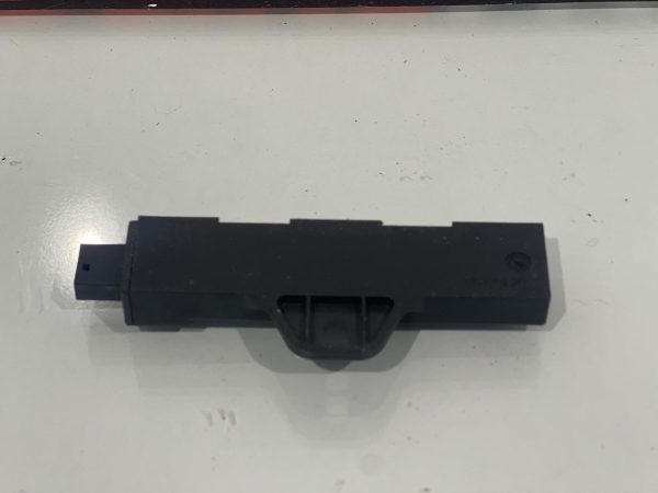 BMW F10 / F20 / F30 araç içi anten – 65209220832 / 9220832, orijinal anten modülü.