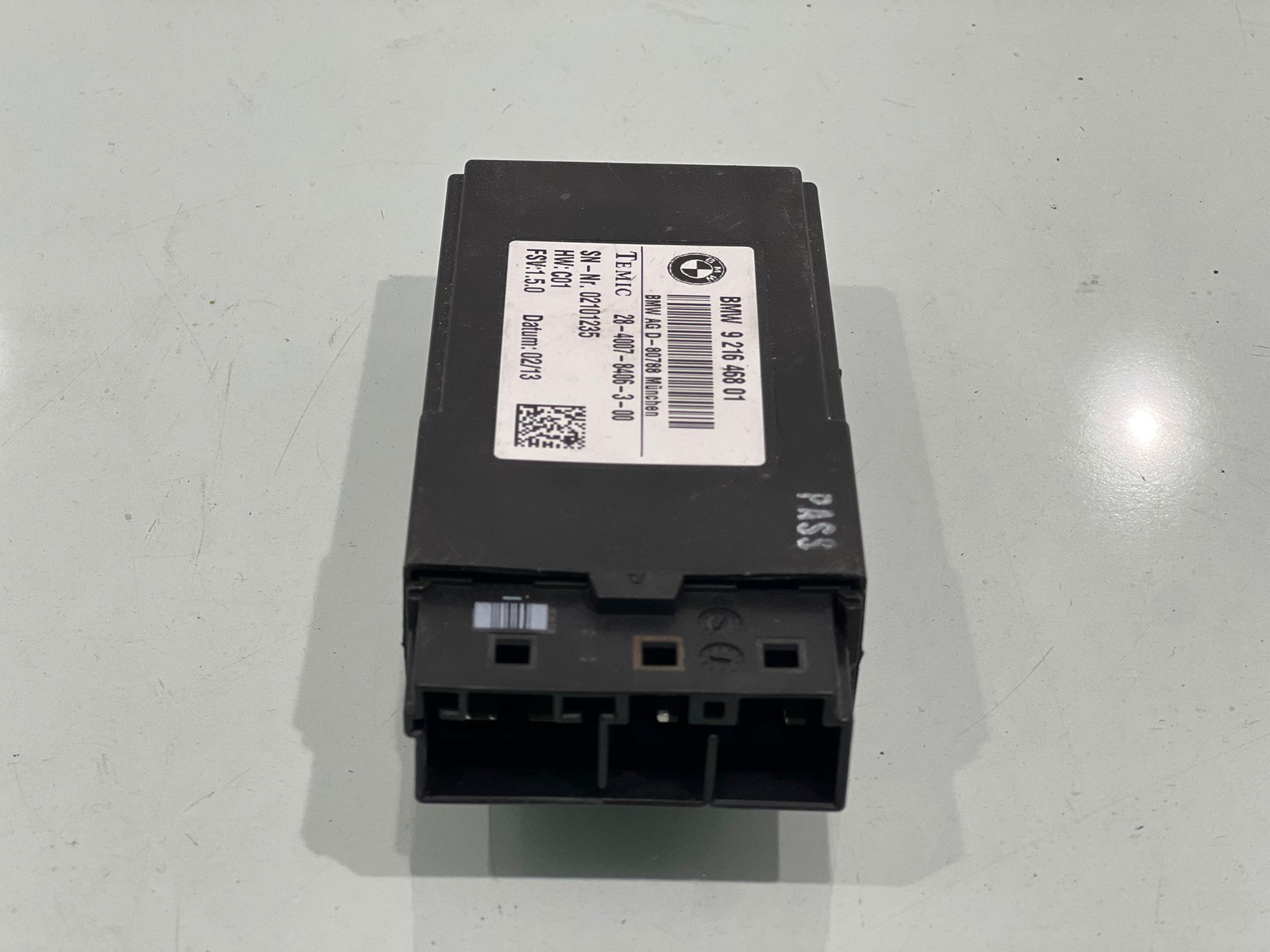 BMW koltuk kontrol modülü – Parça No: 921646801, BMW F30 uyumlu orijinal yedek parça.