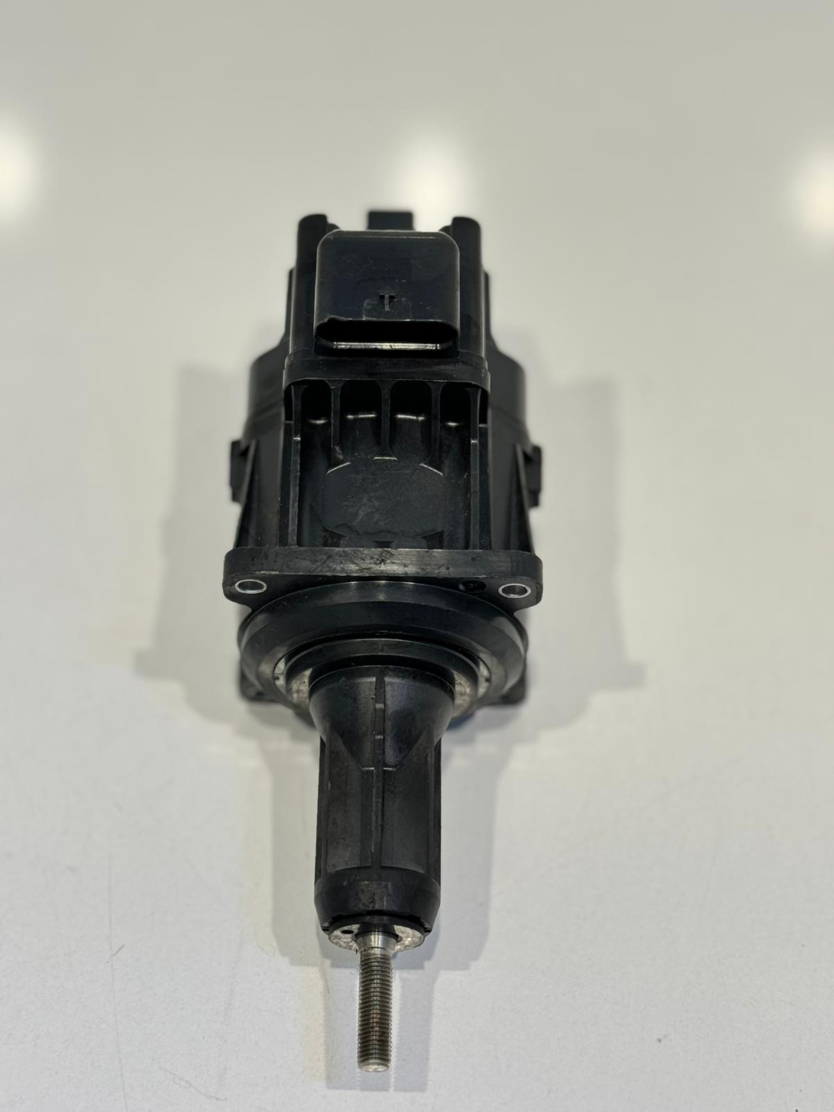 BMW X3 X5 turbo valfi K6T55072 – 11658659883 – 8659883, orijinal turbo kontrol parçası.