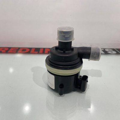 İlave Ek Su Pompası AUDİ – Parça No: 06D121601B. Orijinal Audi ve VW uyumlu motor yedek parçası.