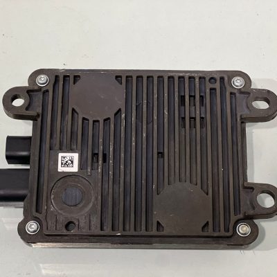 Mercedes Ön Radar Sensör Beyni – Parça No: A0009009738. Orijinal radar beyni yedek parçası.