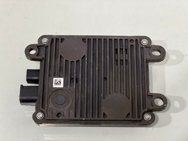 Mercedes Ön Radar Sensör Beyni – Parça No: A0009009738. Orijinal radar beyni yedek parçası.