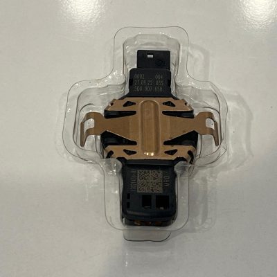 VW SEAT SKODA Yağmur Sensörü – Parça No: 17021439 / 5Q0907658. Orijinal far ve yağmur sensörü yedek parçası.